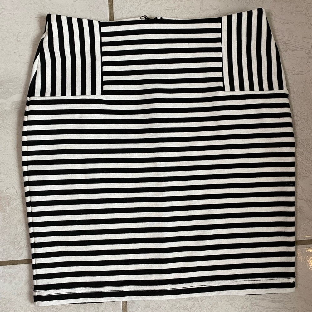 Striped stretchy skirt from Forever 21.